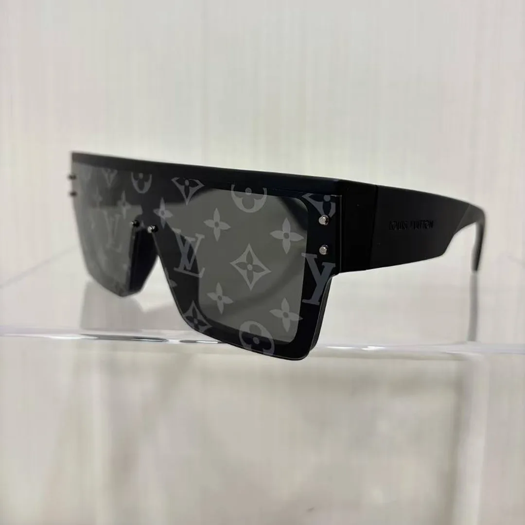 Z1583W Waimea L Sunglasses Chocolate Silver-color Lenses with Monogram Pattern