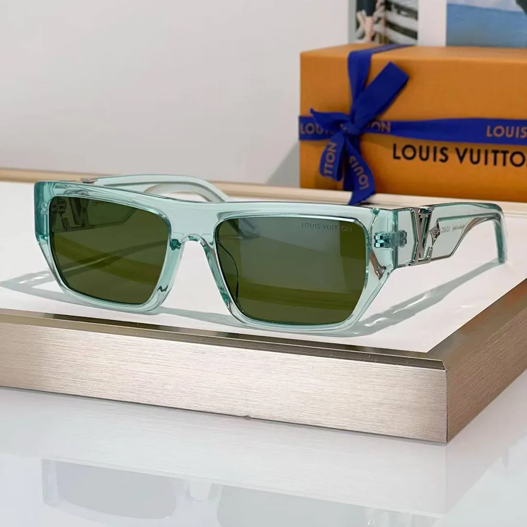 Z2899U L.V Flower Square Sunglasses Crystal Green