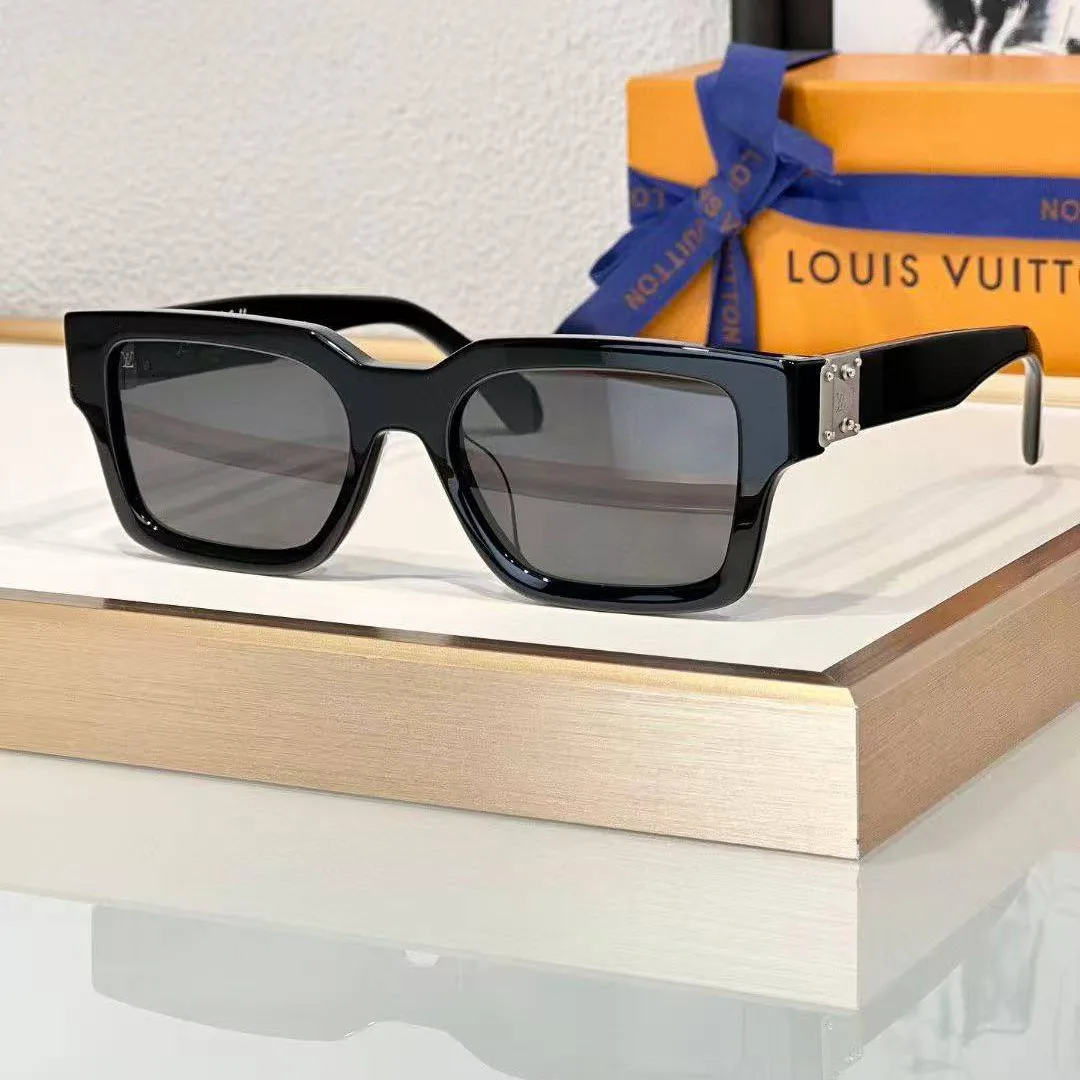 Z1414W Match Sunglasses Black