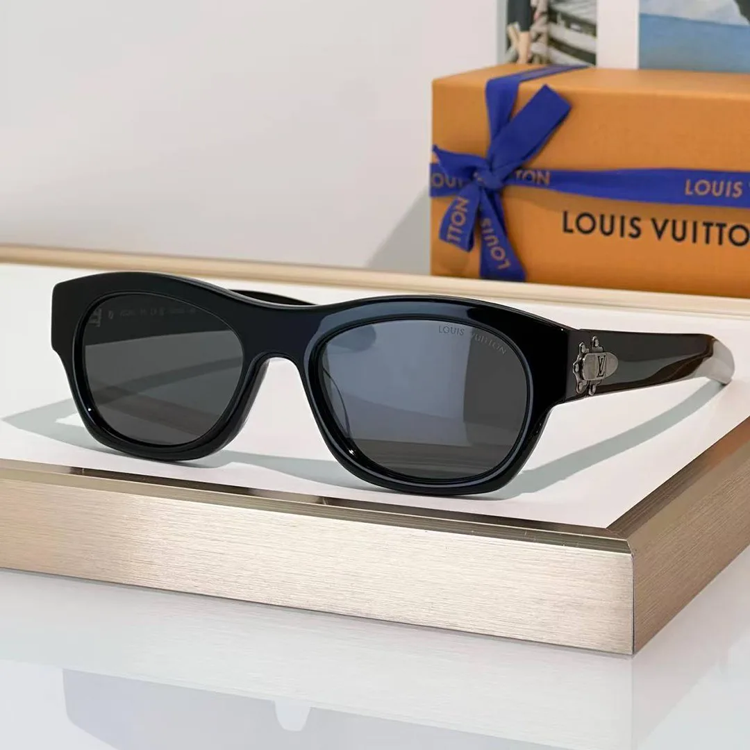 Z3024U Frog Round Square Sunglasses Black