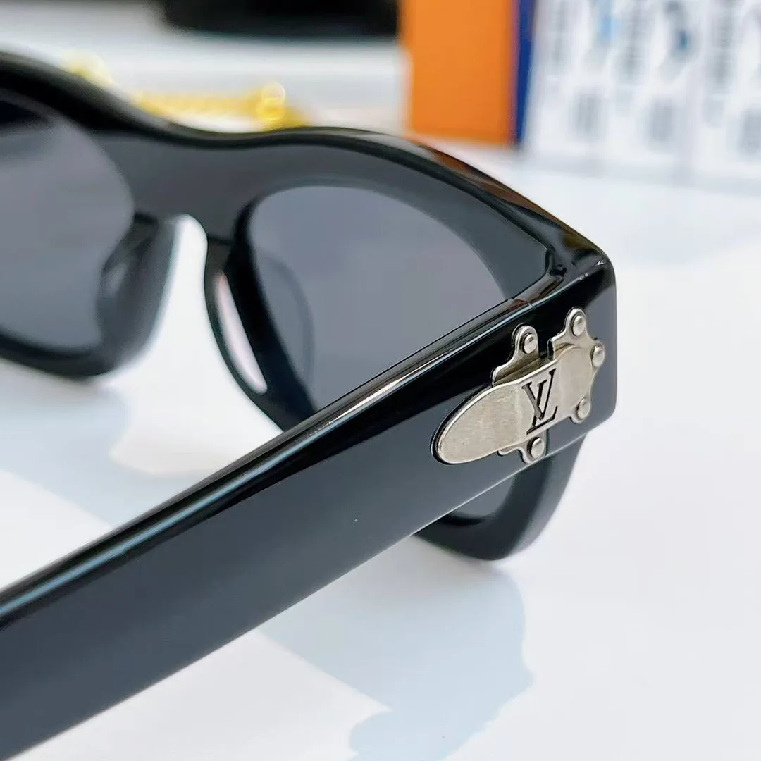 Z3024U Frog Round Square Sunglasses Black