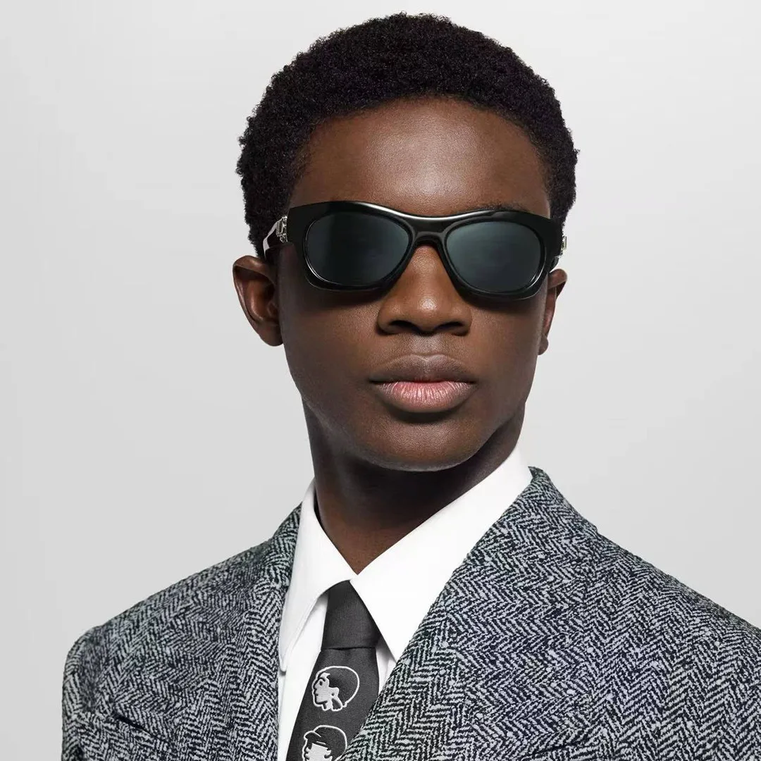 Z3024U Frog Round Square Sunglasses Black