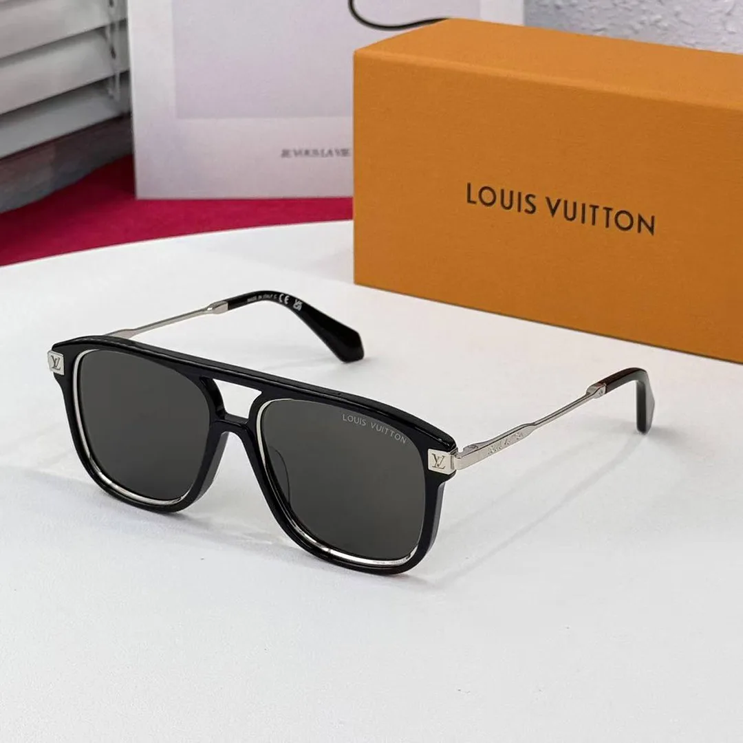 Z2595U Legacy Pilot Sunglasses Black