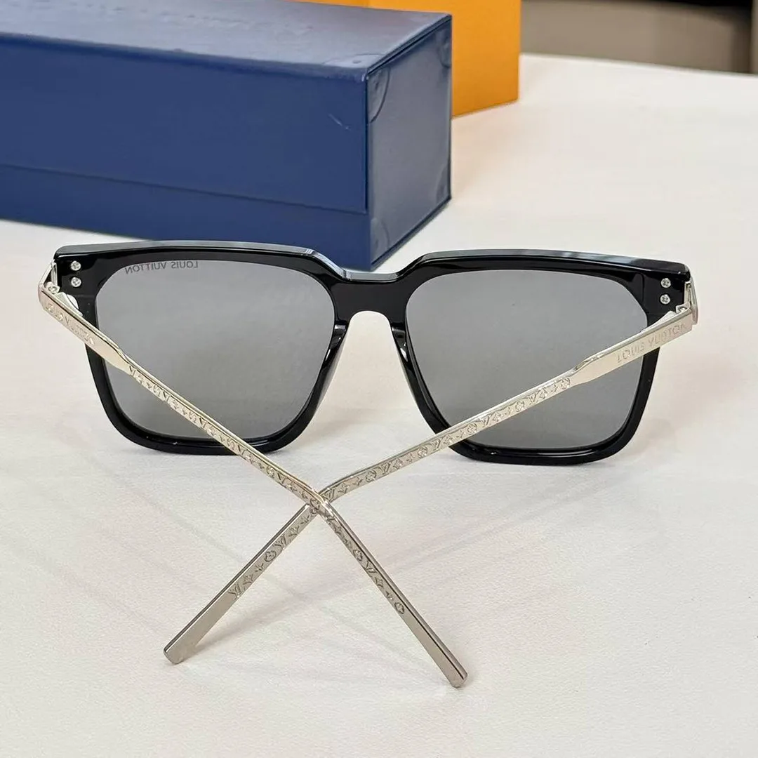Z1667E Rise Square Sunglasses Nickel Black Lenses