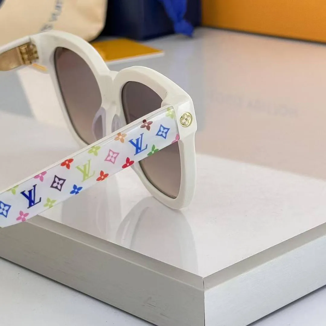 Z2725W L.V x TM My Monogram Multicolor Square Sunglasses