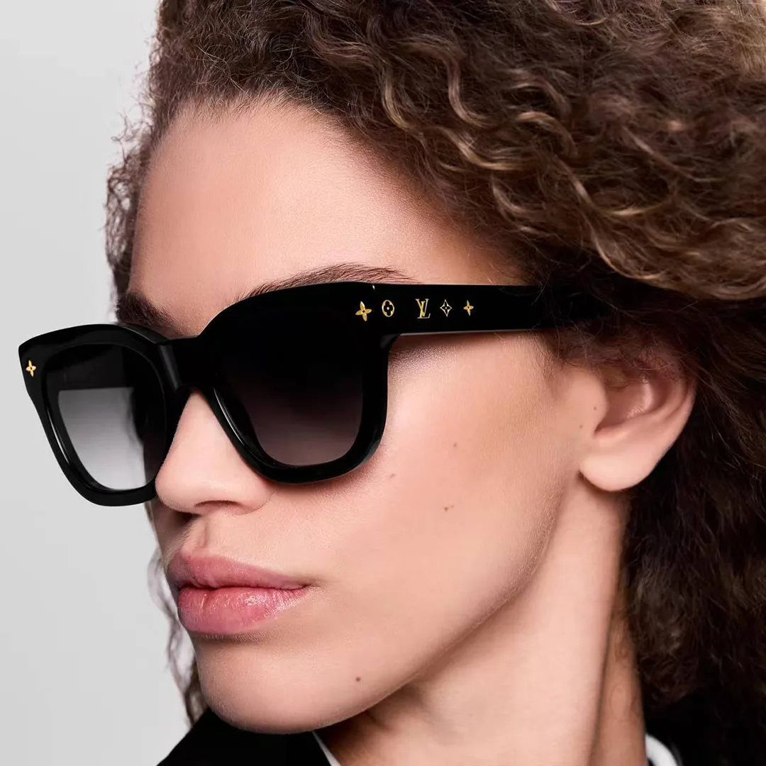 Z1523W My Monogram Square Sunglasses Black Lenses