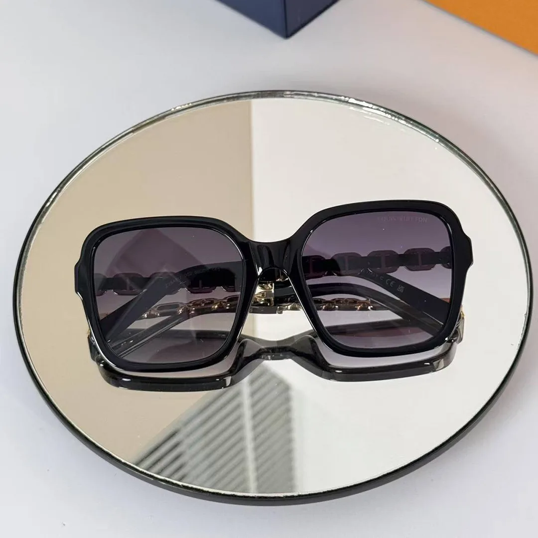 Z2648W My L.V Chain Braided Maxi Square Sunglasses Black