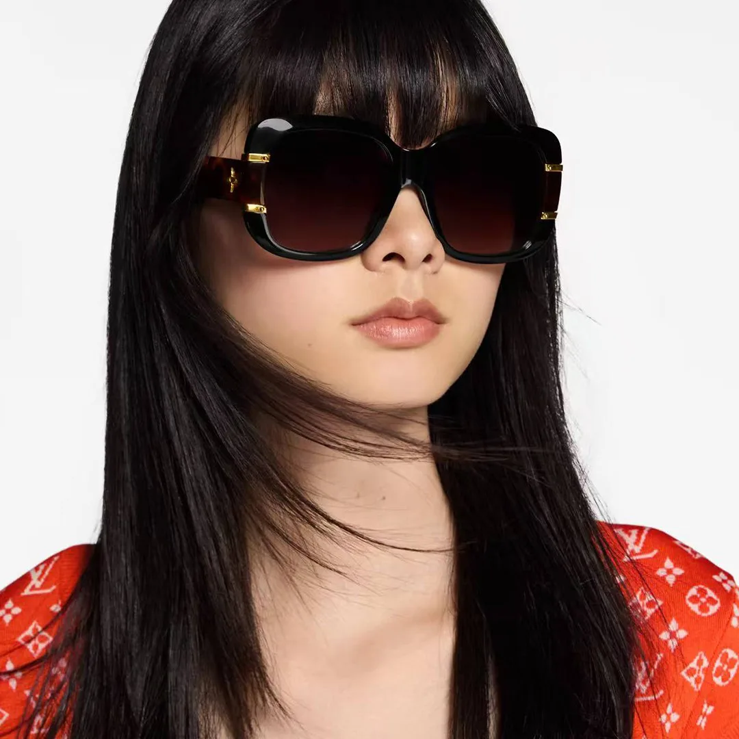 Z2968W Estate Butterfly Sunglasses Black and Tortoise