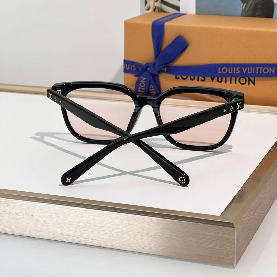 Z2735U My Monogram Fame Rectangle Sunglasses Blush Effect Lenses