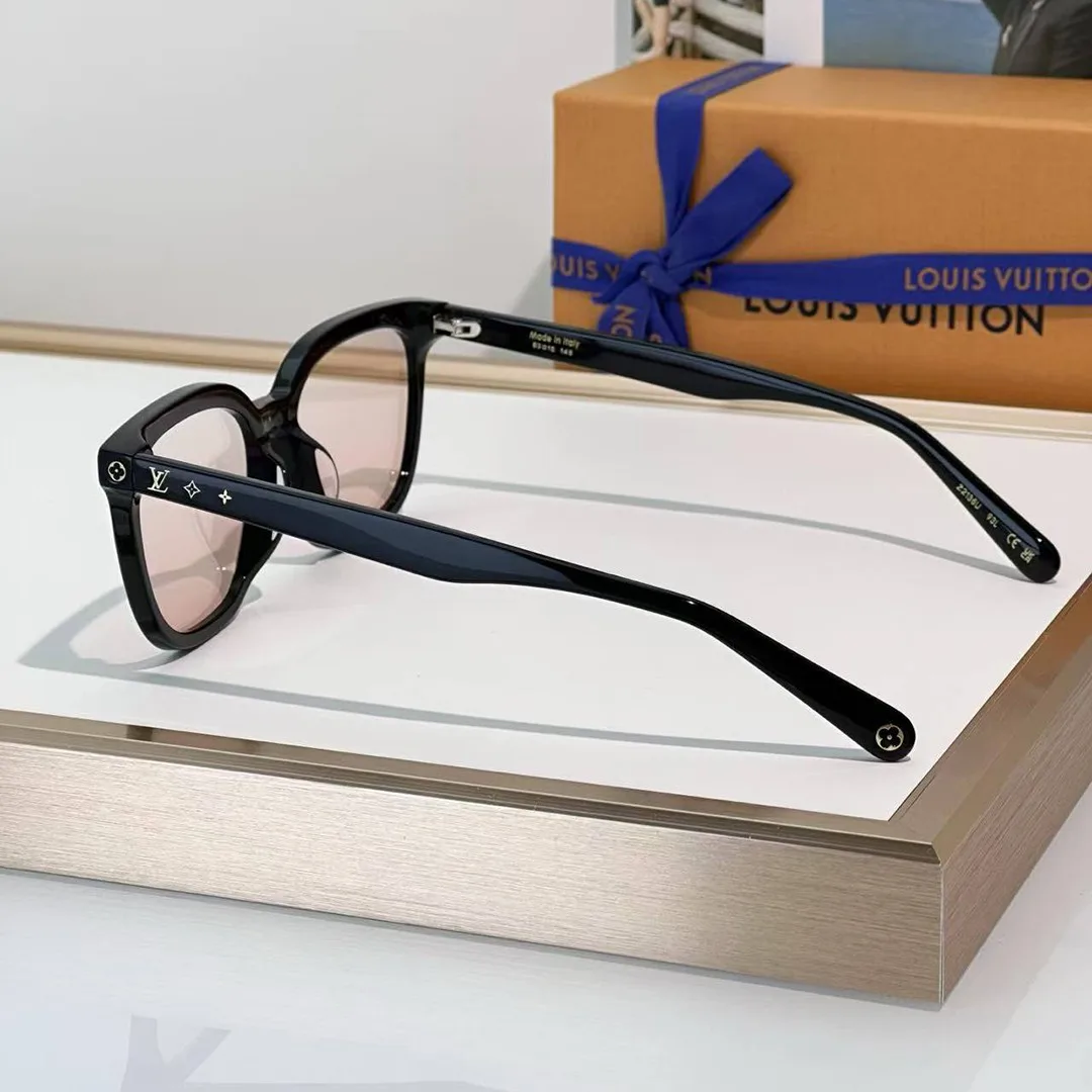 Z2735U My Monogram Fame Rectangle Sunglasses Blush Effect Lenses