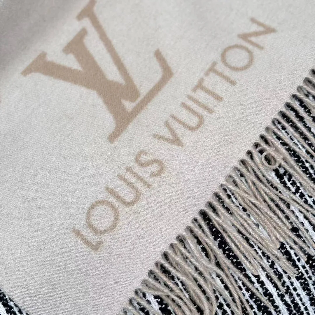 M78123 Reykjavik Scarf Light Beige Monogram Pattern