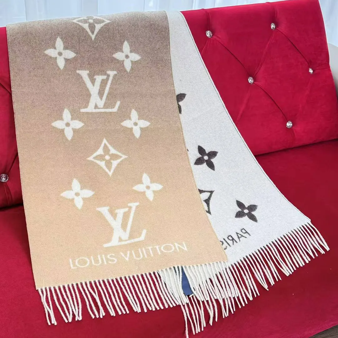 M73675 Reykjavik Gradient Scarf Beige Monogram Pattern