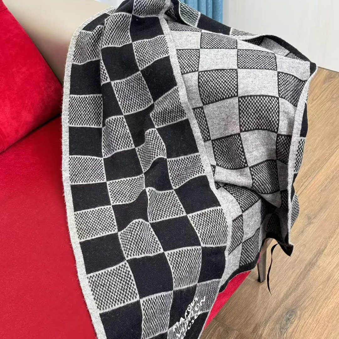 M92664 Damier Heritage Scarf Black Damier Pattern