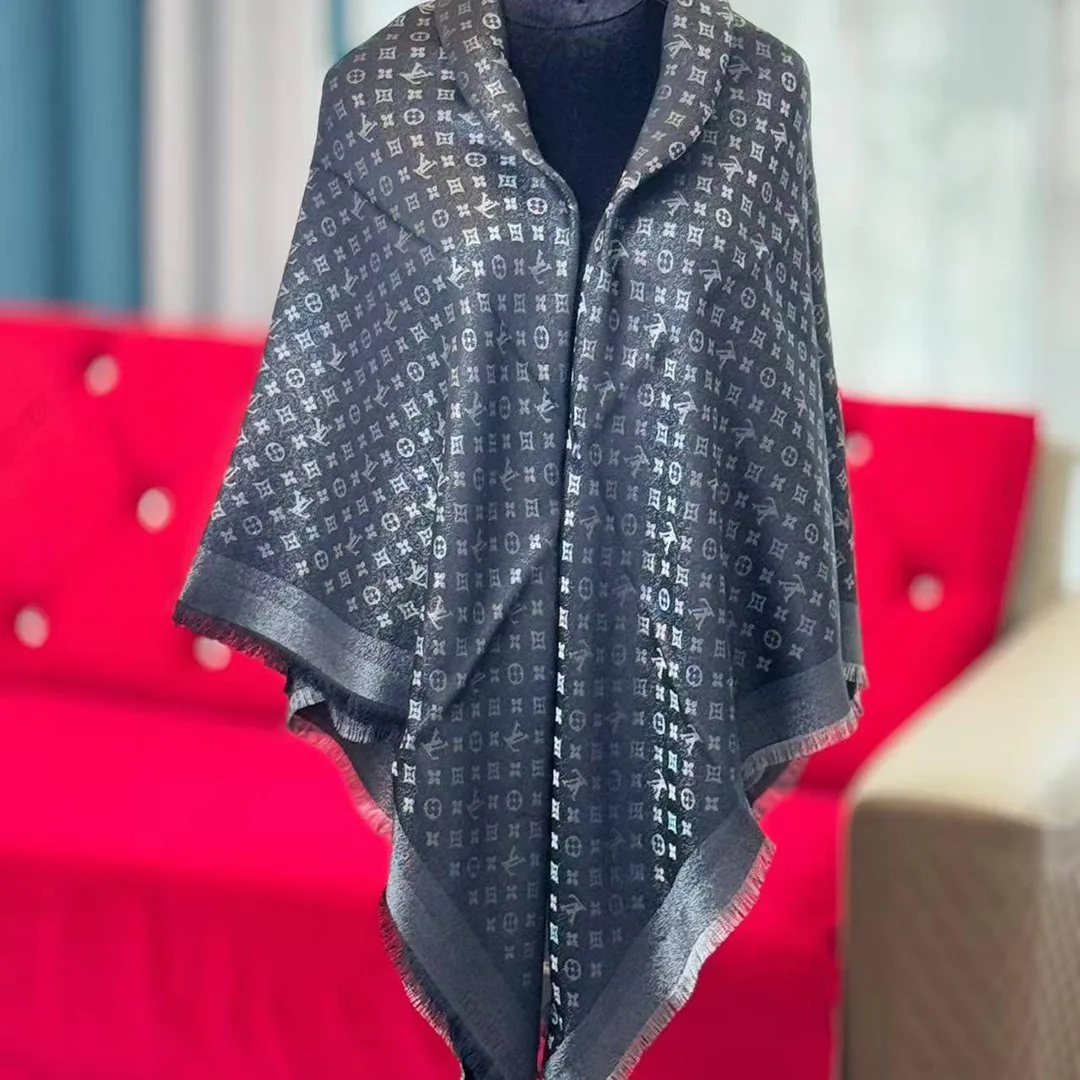 M96655 Moonlight Shawl Black Monogram Pattern