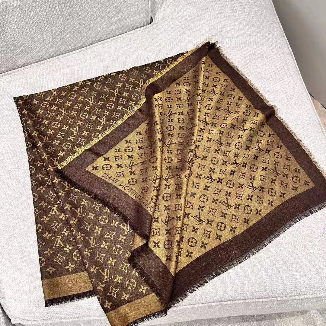 M75122 Monogram Shine Shawl