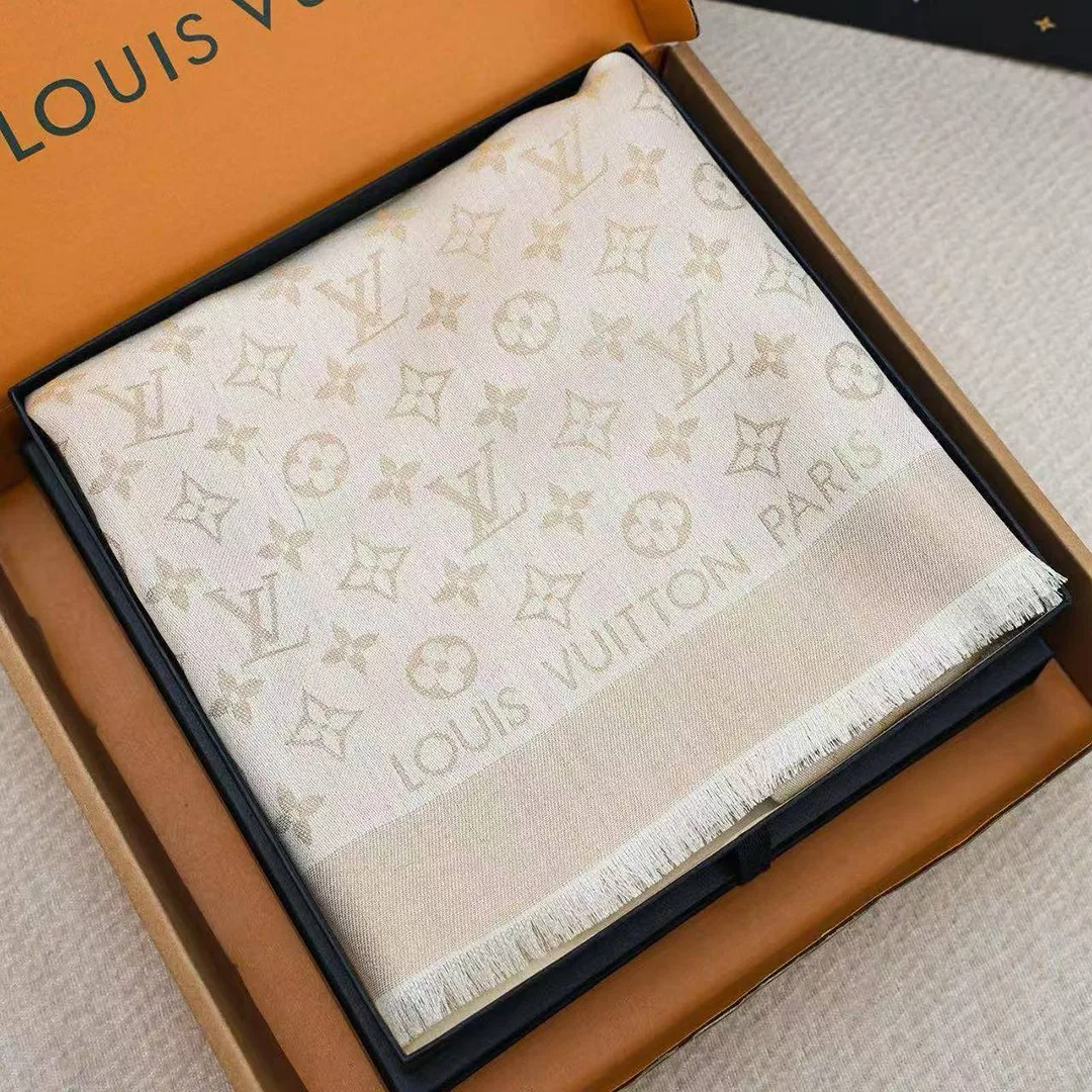 M74026 Monogram Shine Shawl White