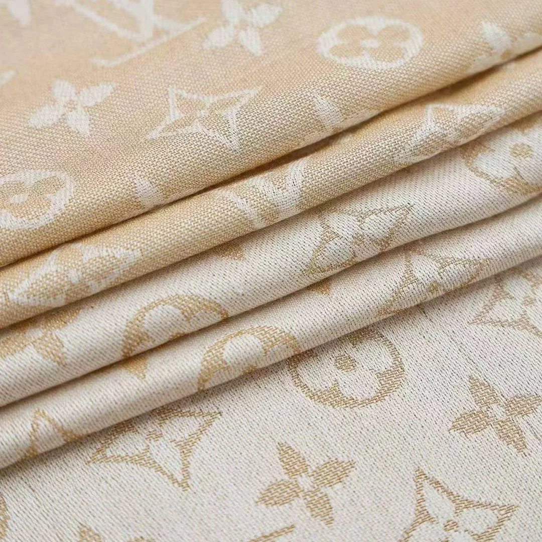 M74026 Monogram Shine Shawl White