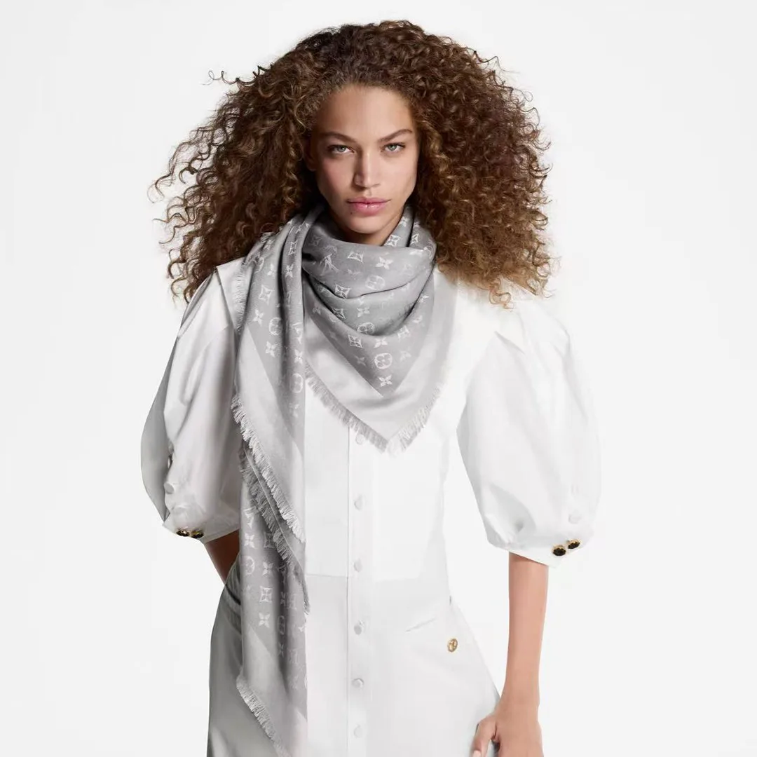 M70804 Denim Monogram Shawl Pearl Gray Monogram Pattern