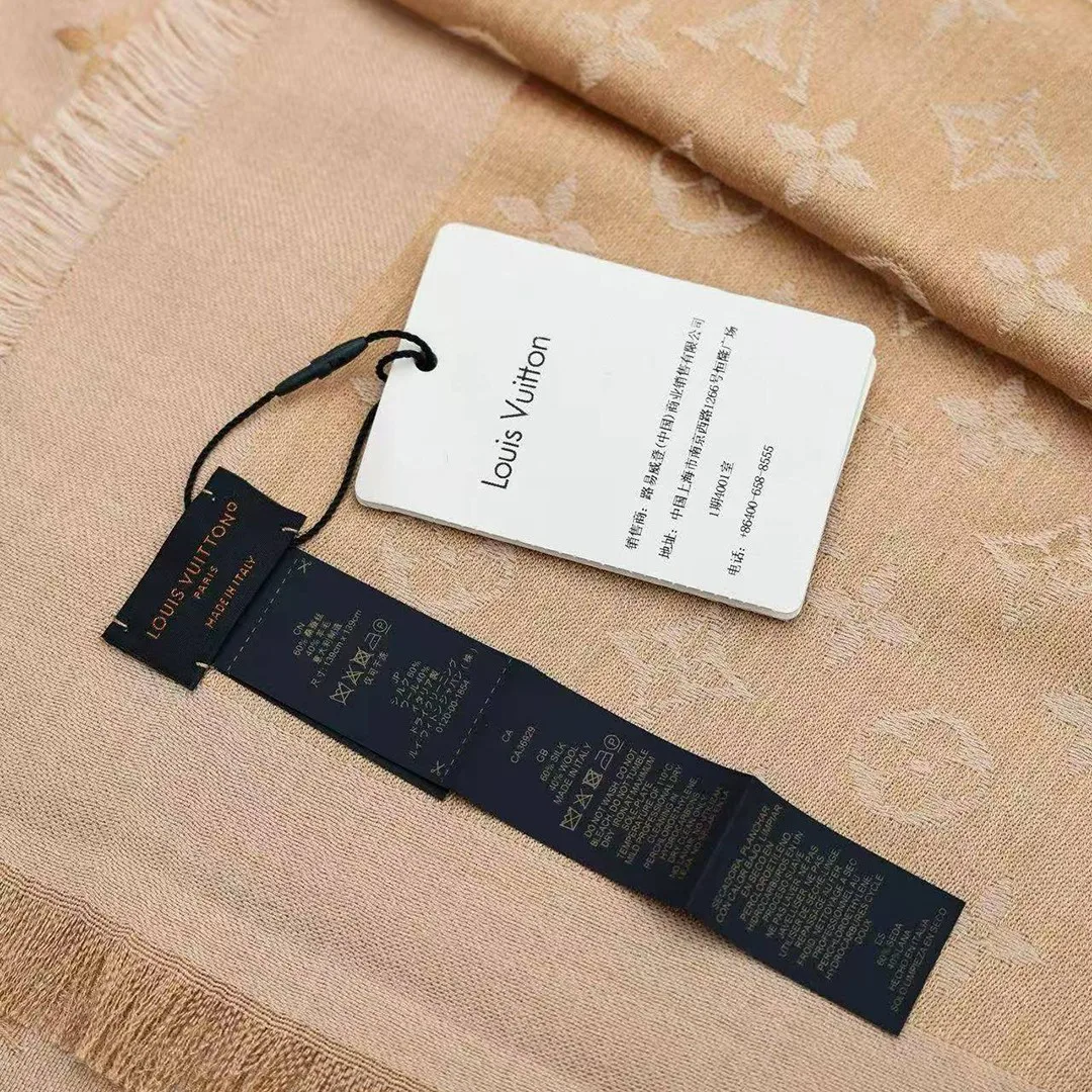 M76068 Monogram Denim Shawl Beige Rose Monogram Pattern