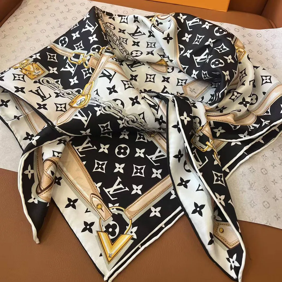 M78667 Monogram Confidential Square 90 Black