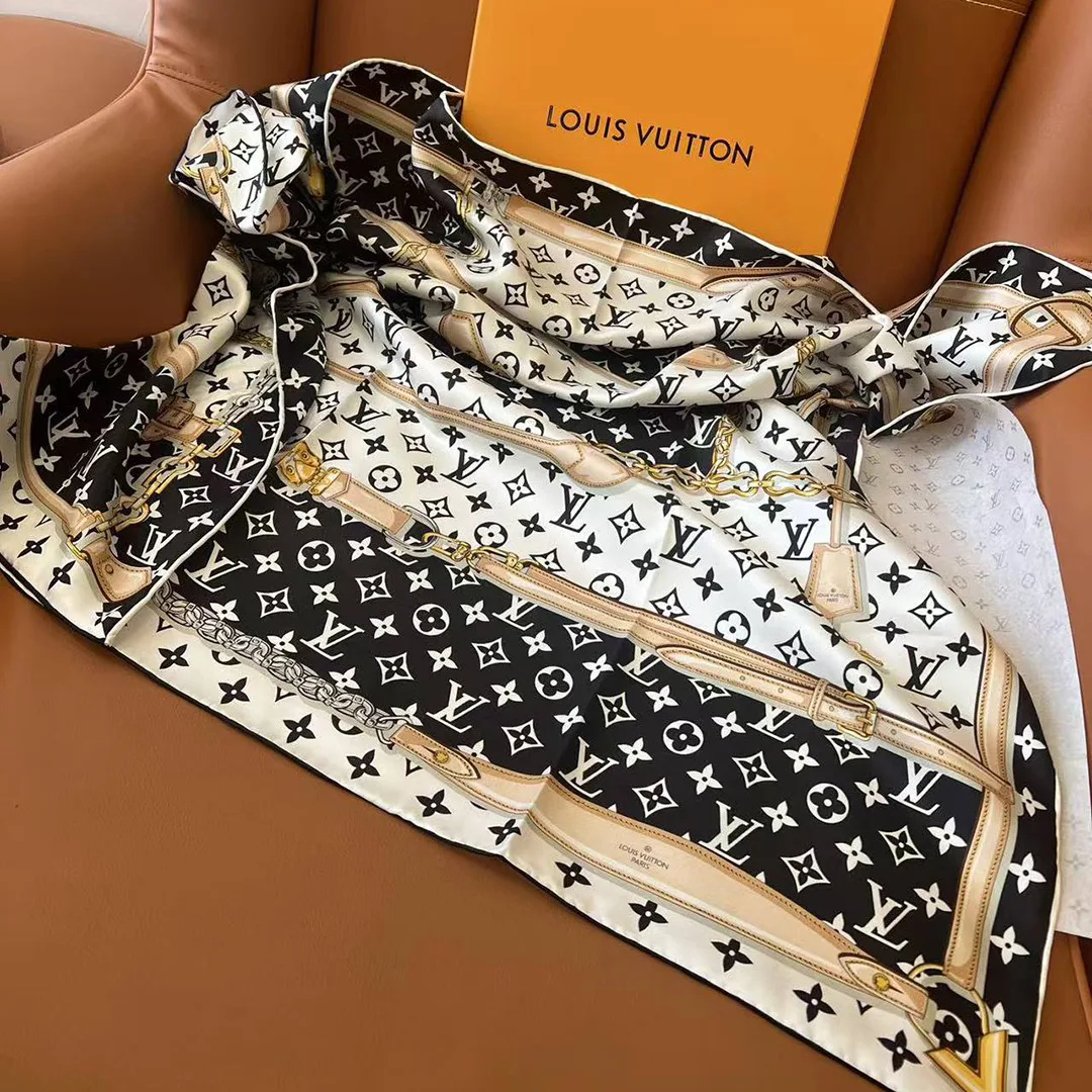 M78667 Monogram Confidential Square 90 Black