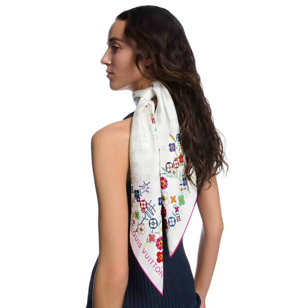 M96263 L.V x TM Monogram Superflat Flowers Square 90 Takashi Murakami White Monogram Pattern