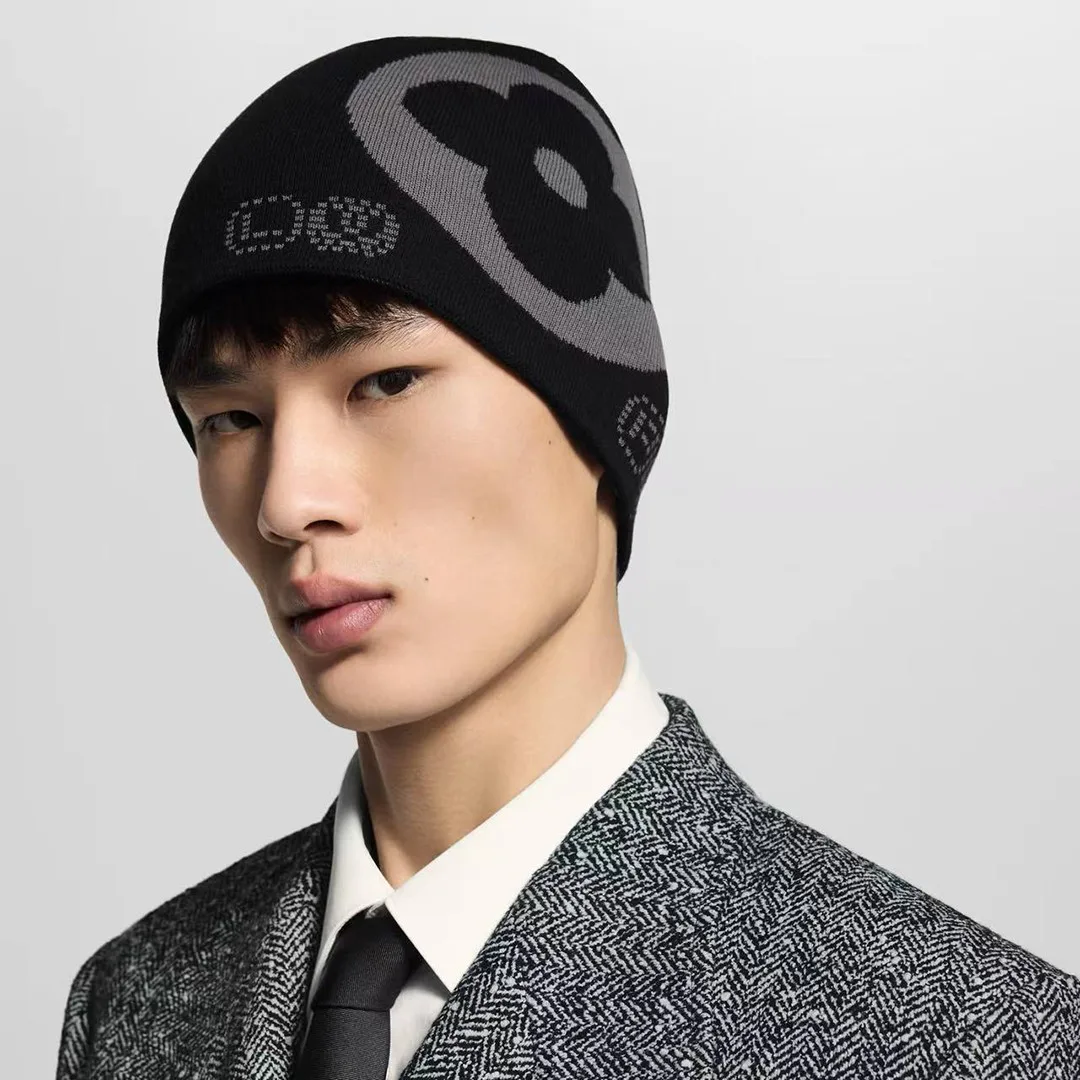 M5226A Fit Monogram Beanie Black 100% Cotton