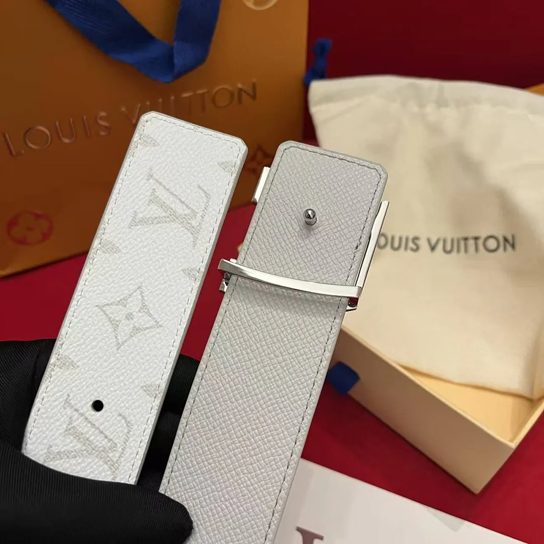 M0713U L.V Initiales 40mm Reversible Belt Monogram Canvas Taïga Calf Leather