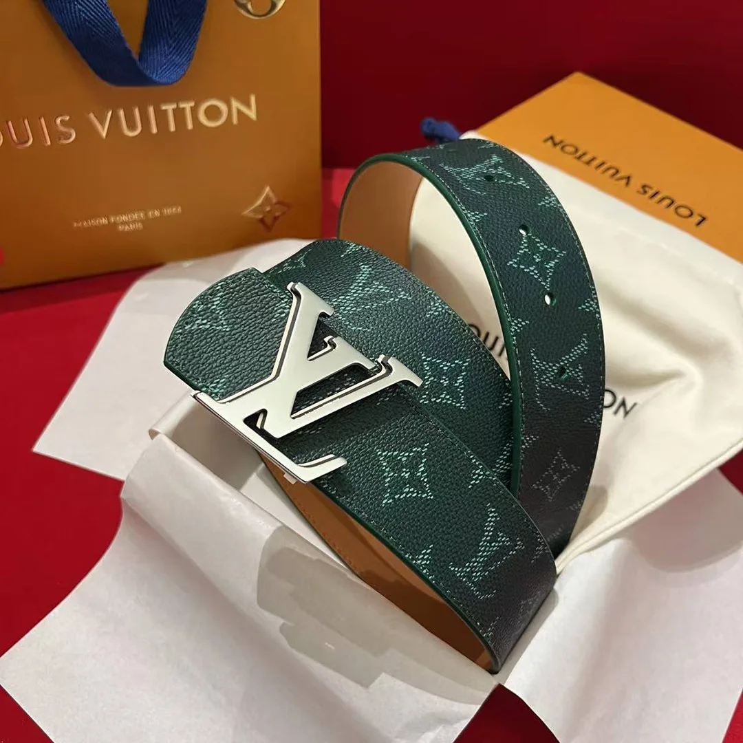 M4557U L.V Dimension Monogram Heritage 40mm Reversible Belt Monogram Canvas Taïga Calf Leather