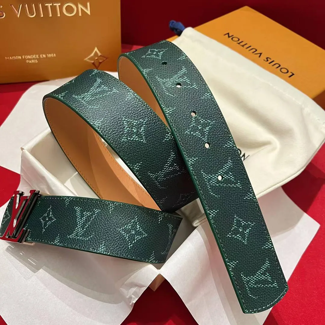 M4557U L.V Dimension Monogram Heritage 40mm Reversible Belt Monogram Canvas Taïga Calf Leather