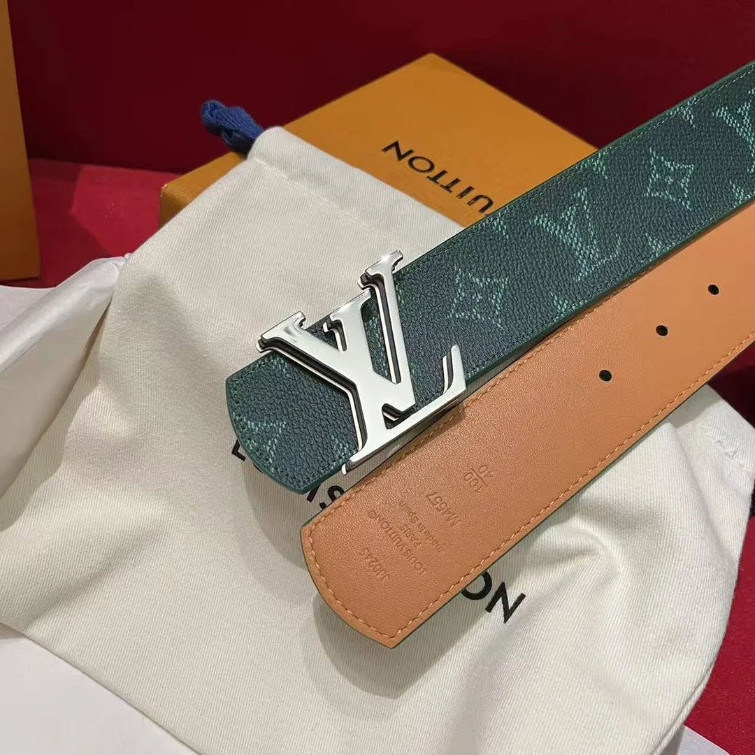 M4557U L.V Dimension Monogram Heritage 40mm Reversible Belt Monogram Canvas Taïga Calf Leather