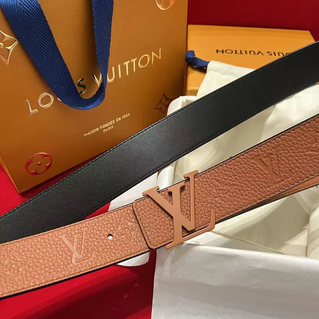 M4512V L.V Initiales Taurillon Monogram 40mm Reversible Belt Embossed Monogram Pattern Leather