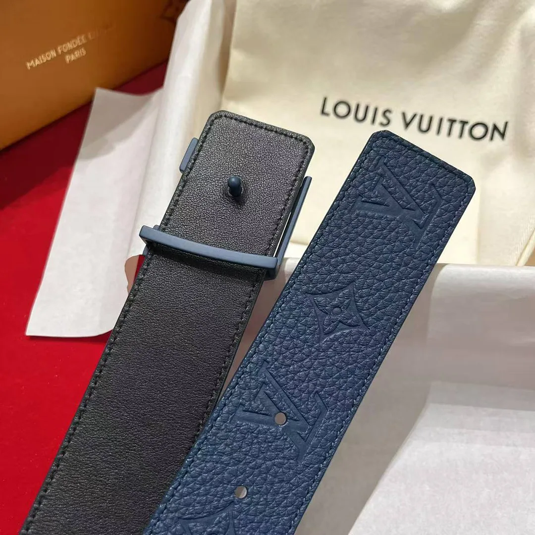 M8663U L.V Initiales Taurillon Monogram 40mm Reversible Belt Navy blue Embossed Monogram Pattern Leather