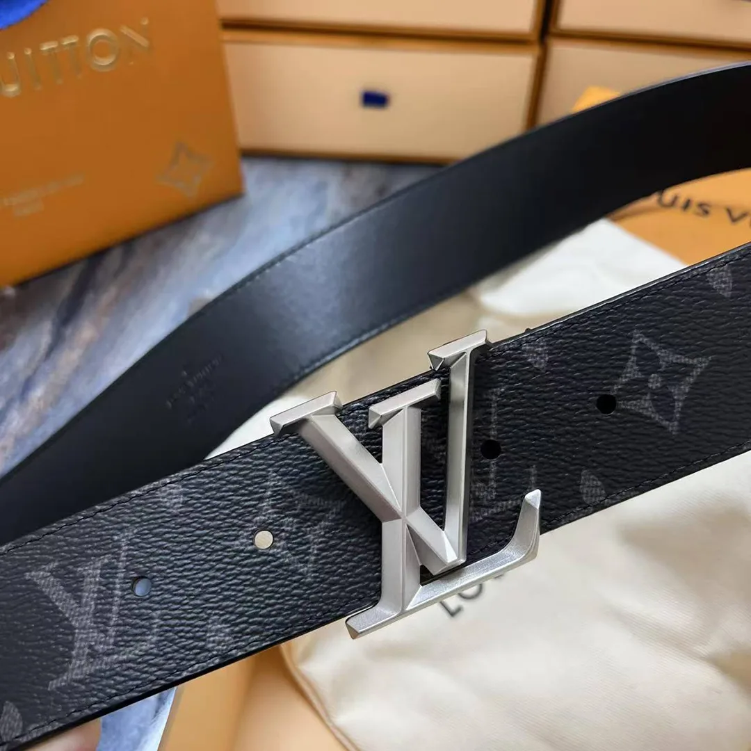 M0607U Pyramide 40mm Belt Monogram Eclipse Canvas