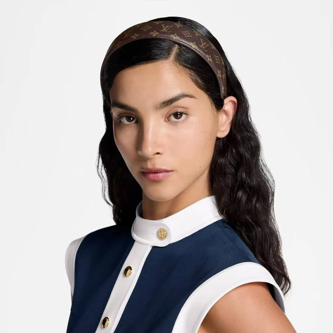 M94557 Outline Headband Monogram Coated Canvas