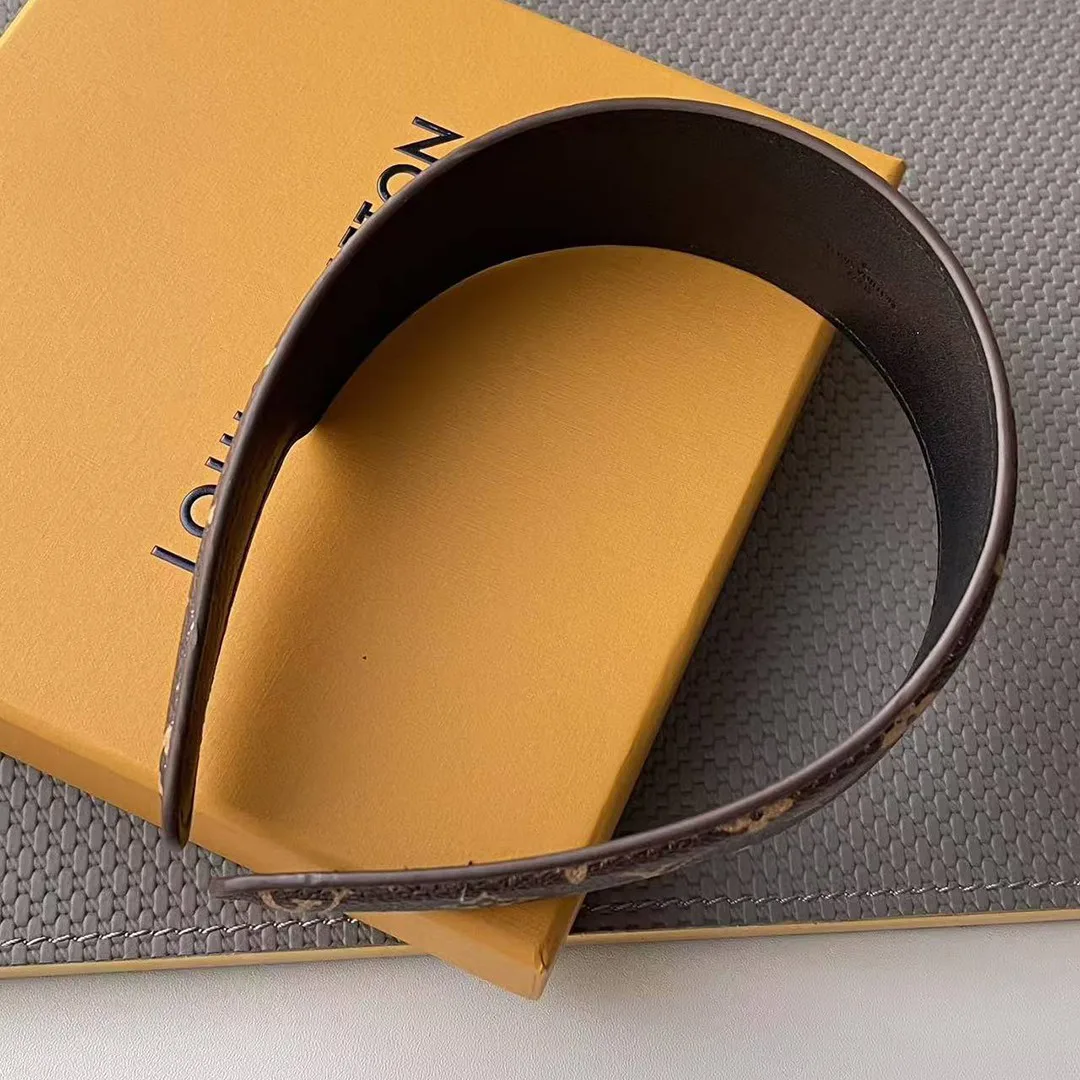 M94557 Outline Headband Monogram Coated Canvas