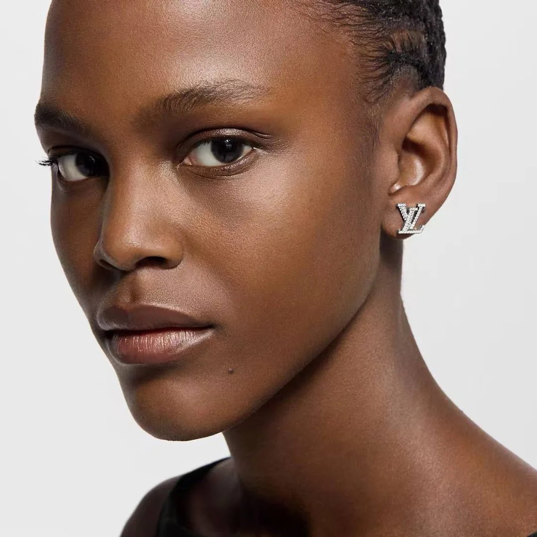 M00608 Iconic Earrings Crystal Palladium
