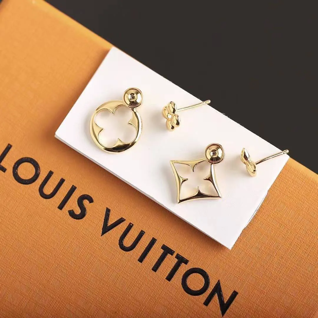 M00770 Flowergram Earrings Gold Monogram Flowers