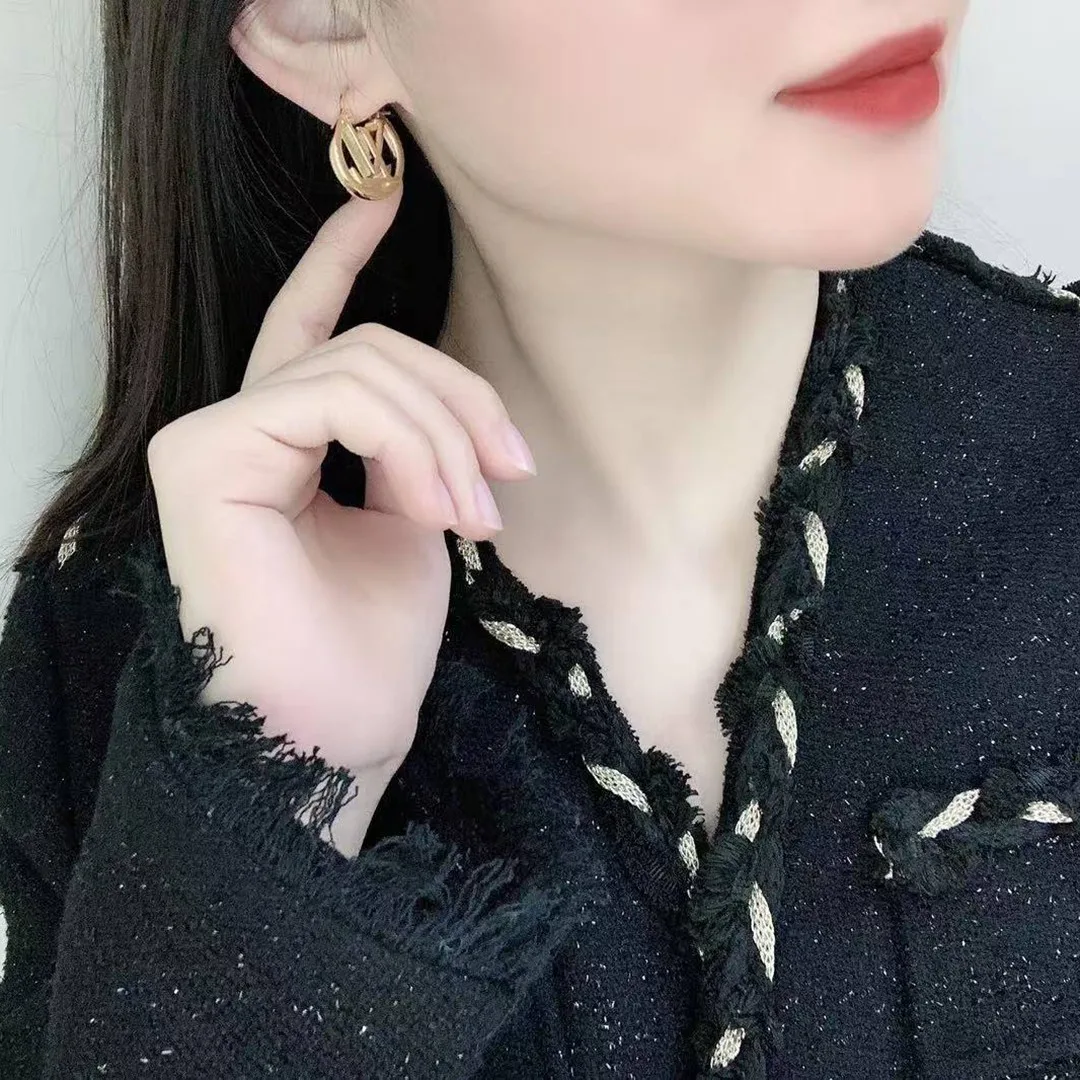 M00396 Louise PM Earrings