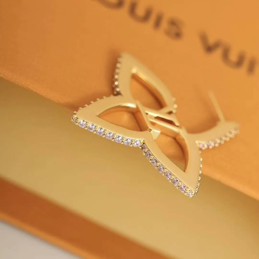 M02420 Slim Flower Earrings Gold Monogram Flower and Initials Signatures