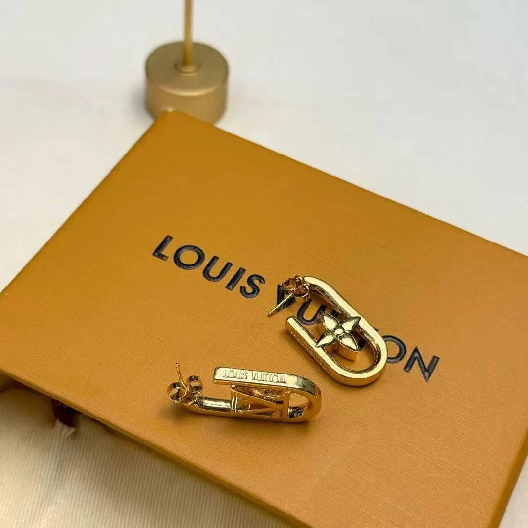 M01140 My L.V Chain Earrings