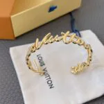 M1812S Script Bracelet Script Signature - M03495 1 M1812S Script Bracelet Script Signature