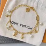 M1684A Blooming Pearls Bracelet Adjustable Chain with Circle Charm - M1685A 2 M1684A Blooming Pearls Bracelet Adjustable Chain with Circle Charm
