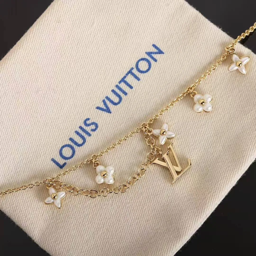 M0940A Floragram Bracelet Adjustable Chain with Circle Charm