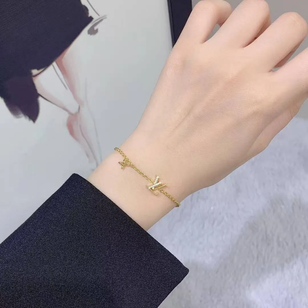 M00587 Iconic Bracelet Monogram Flower Charm