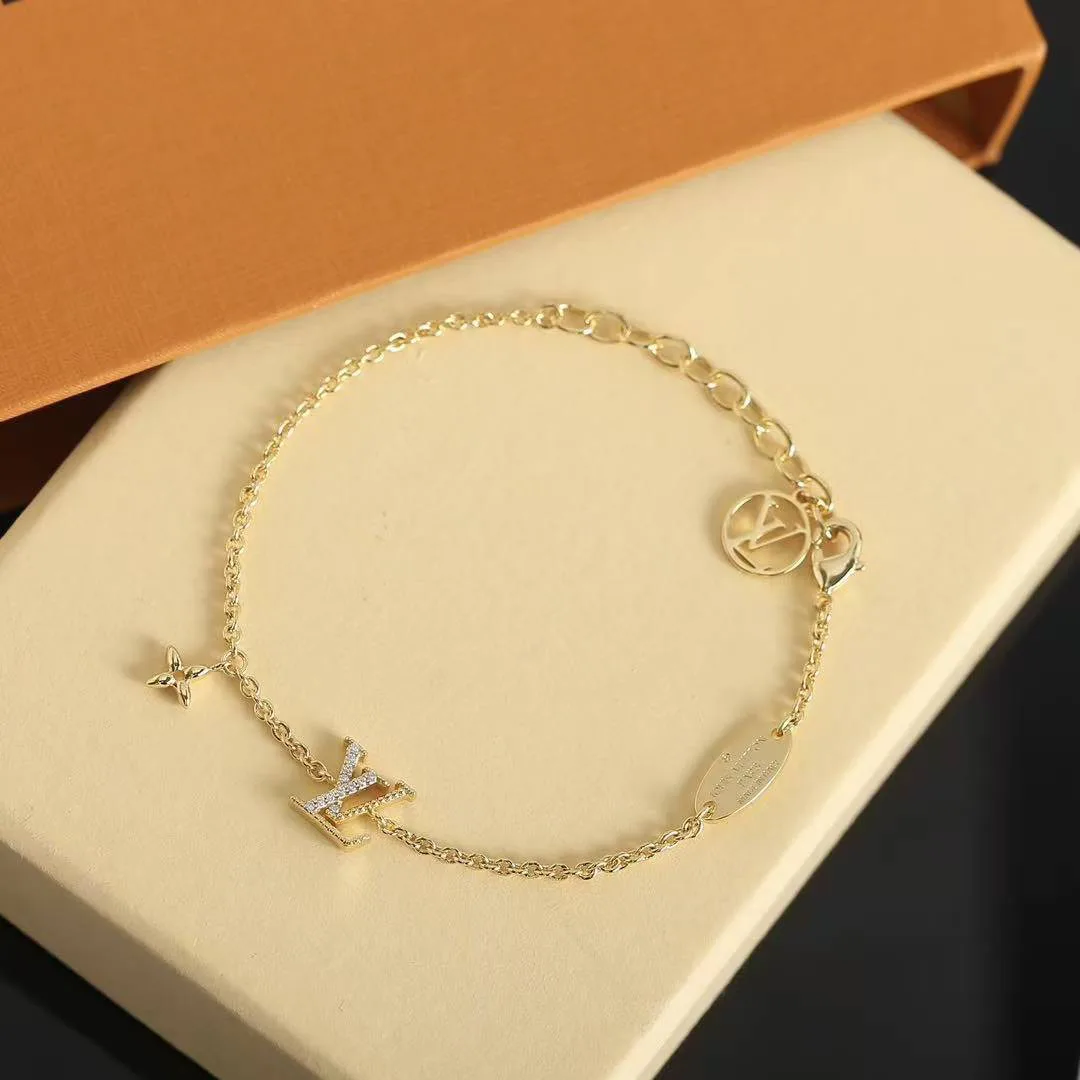 M00587 Iconic Bracelet Monogram Flower Charm
