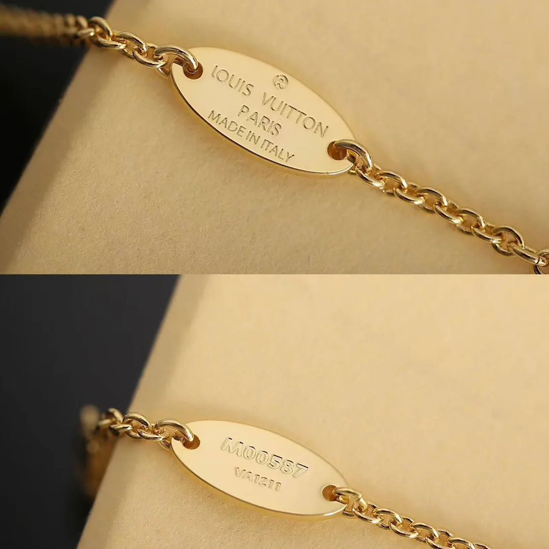 M00587 Iconic Bracelet Monogram Flower Charm