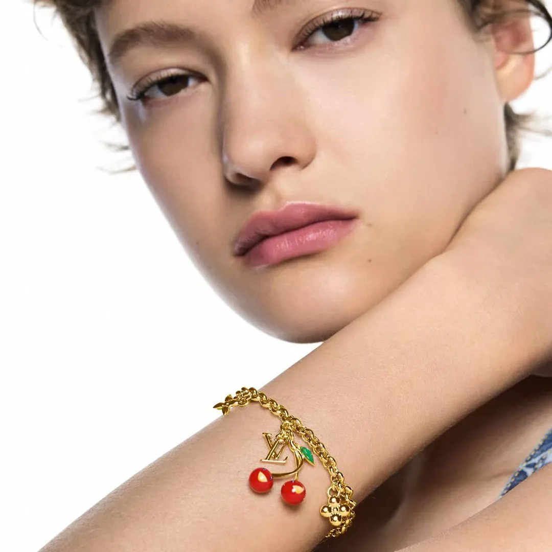 M1691A TM Cerise Bracelet Initials and Monogram Flower Charms