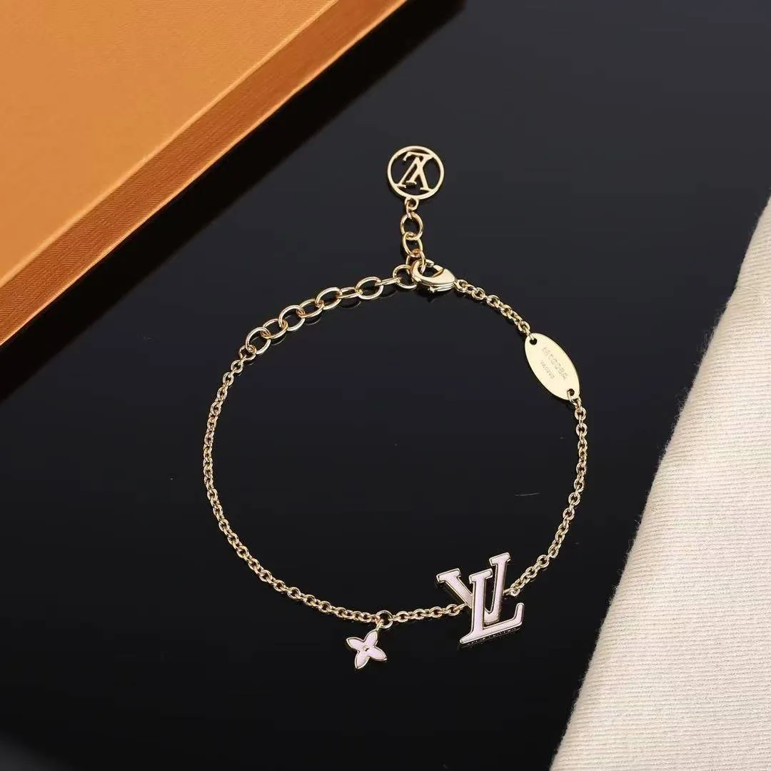 M1008A Iconic Enamel Bracelet Adjustable Chain with Circle Charm