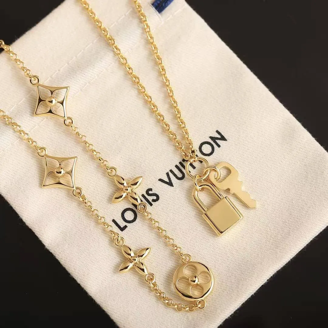 M02494 L.V Iconic Charms Necklace Monogram Flower Pendants